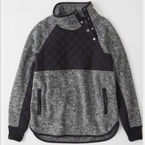 Abercrombie Asymmetrical snap-up fleece